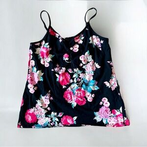 Torrid Black Floral Cami in Size 2